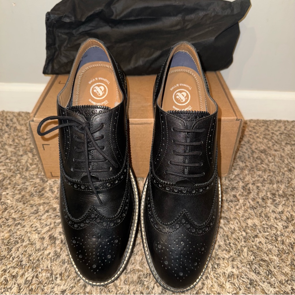 Thomas Vine Oxfords Menâs 11 Brand New Thomas Vine Oxfords Menâs 11 Brand New